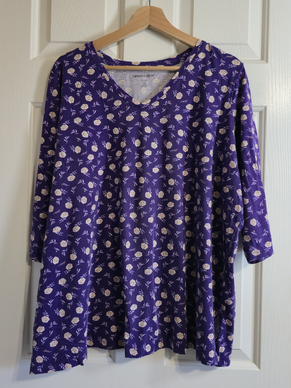 Woman Within Women's Purple/White Floral Knit V-Neck 3/4 Sleeve Top Size 1X Plus